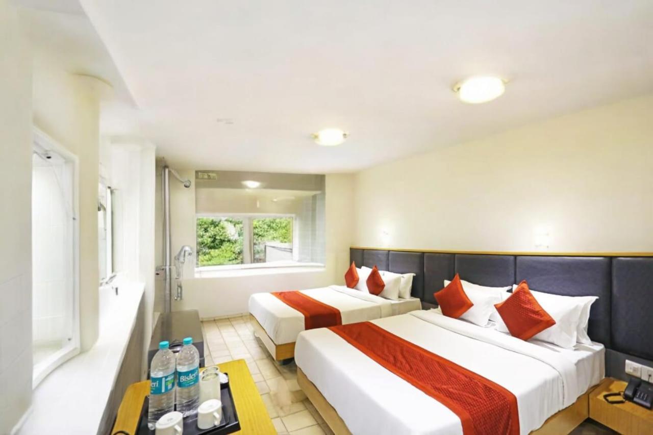 Hotel Almora Sky Near By Delhi International Airport With - Free Airport Pickup And Drop New Delhi Eksteriør billede